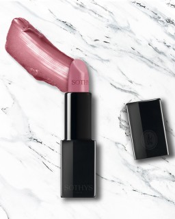 Rossetto rosso tenue Sothys | Effetto naturale, fragranza fruttata